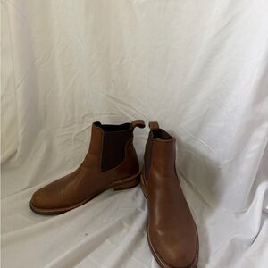 Women’s Chelsea Boots in Brown - Classic Slip-On Style